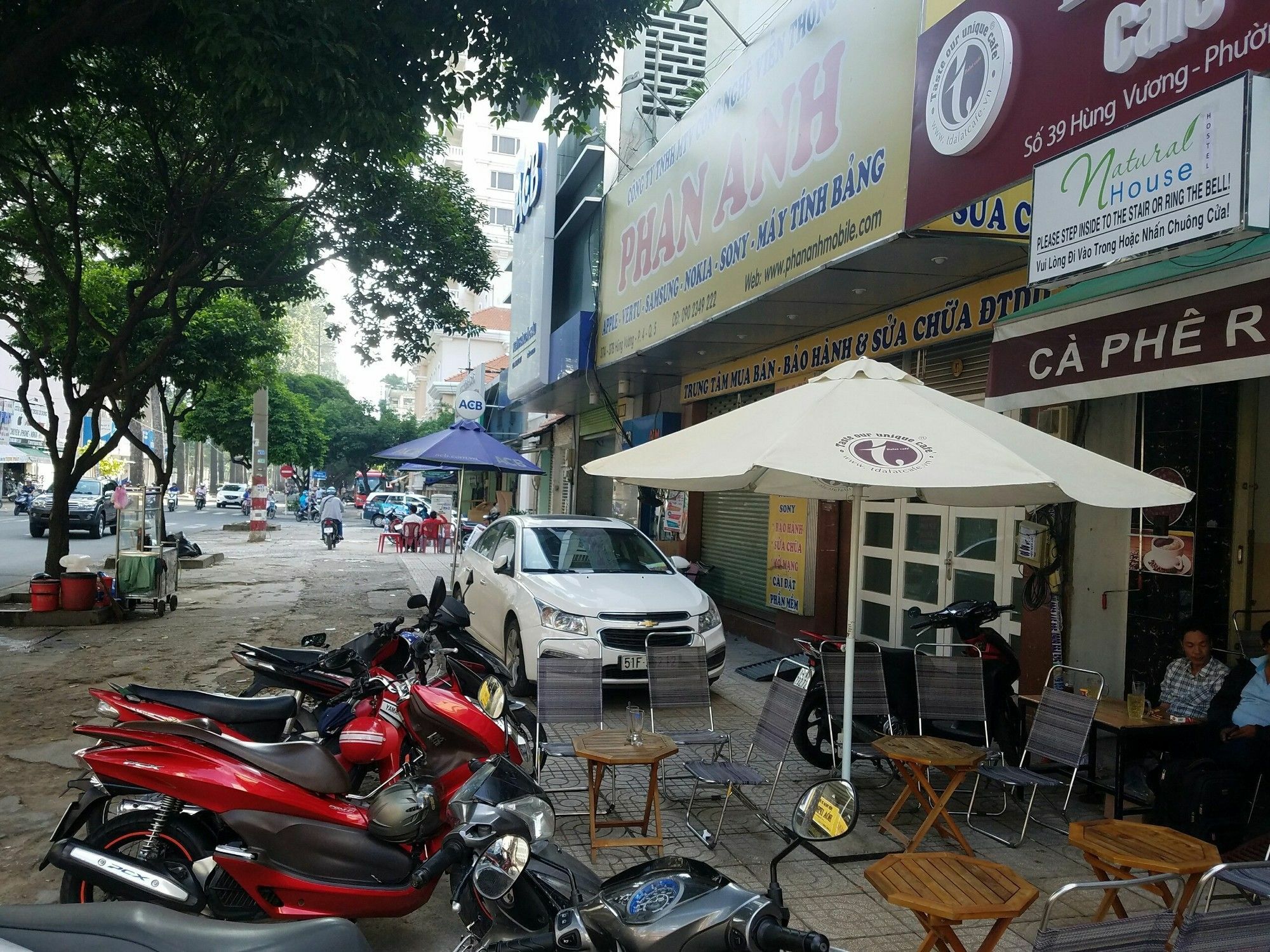 Natural House Hostel Thành Pho Ho Chí Minh Esterno foto